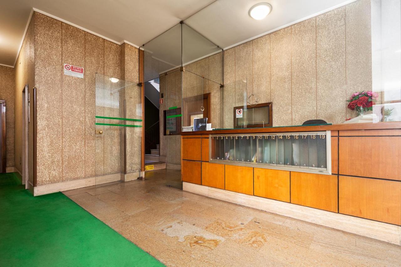 Fashion And Modern Home Fashion Area ミラノ エクステリア 写真